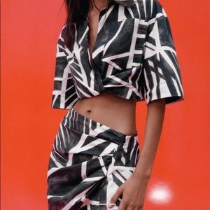 Zara Bloggers favorite Asymmetrical Skirt